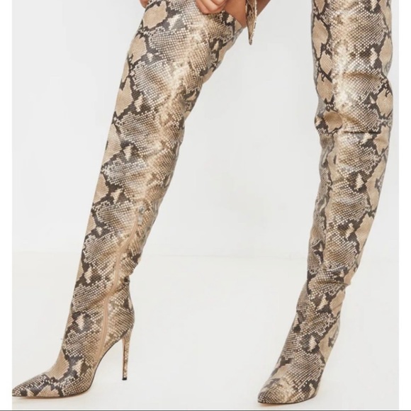 PrettyLittleThing Shoes - PrettyLittleThings Snake Skin Over The Knee Boots